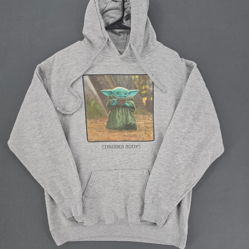 Star Wars Mad Engine Baby Yoda Grogu Drinks Soup Hoodie Gray Mens Medium
